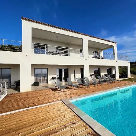 Villa Cargese